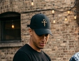Dominion Ank dad hat